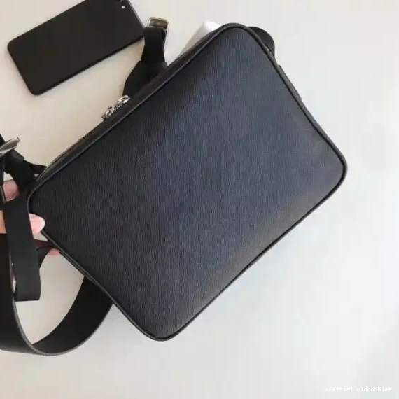 Official oldcobbler Vuitton MESSENGER PM Louis OUTDOOR 0514